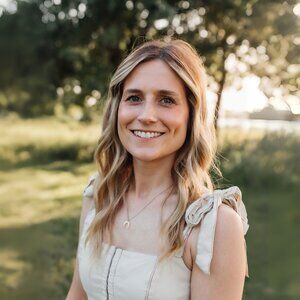 Meet your Posher, Kelly